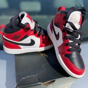 Kids Air Jordan Retro 1 Chicago PS